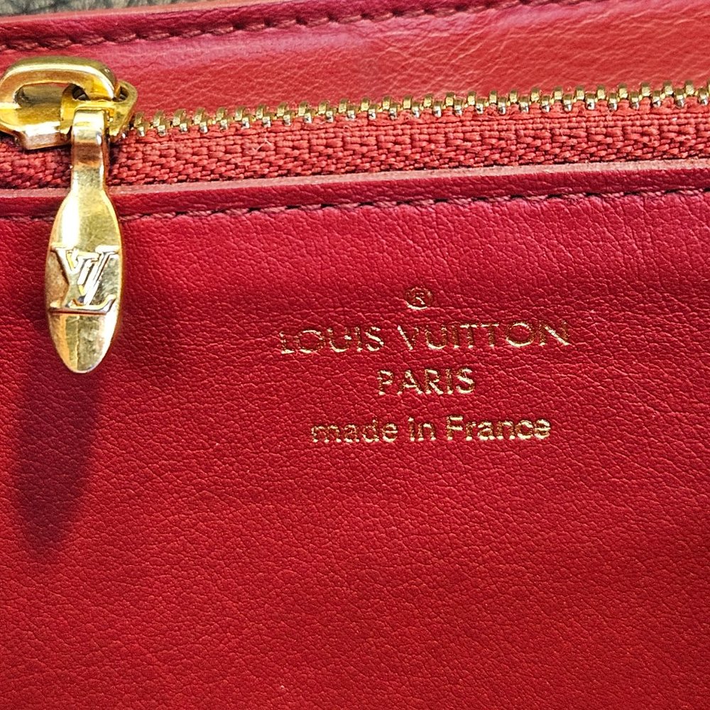 LV Portefeuille Capucines Long wallet - Picture 3 of 16